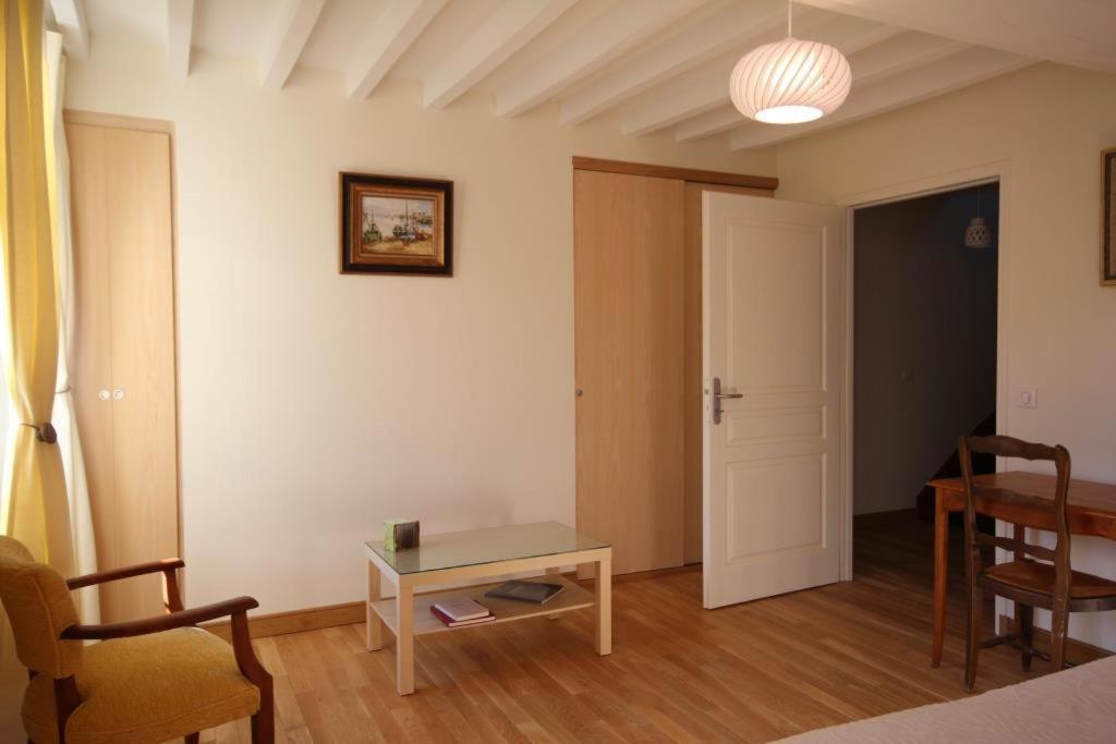 La Maison D'A Cote Saint-Amand-en-Puisaye Ngoại thất bức ảnh
